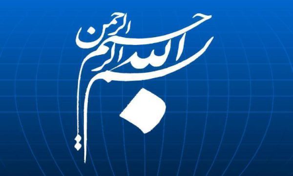 در-و-پنجره-و-قاب-و-نرده-در-ساختمان